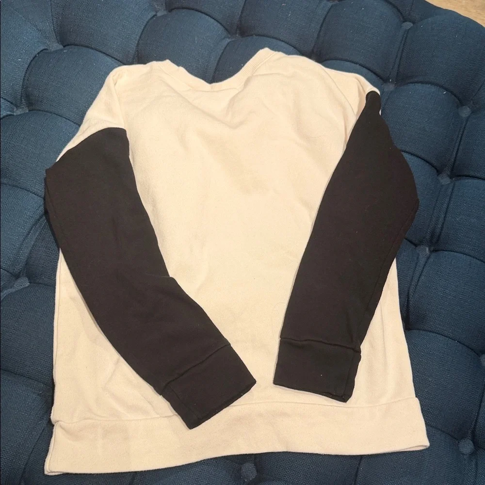 Colorful Mountain Graphic Sweatshirt (LR)